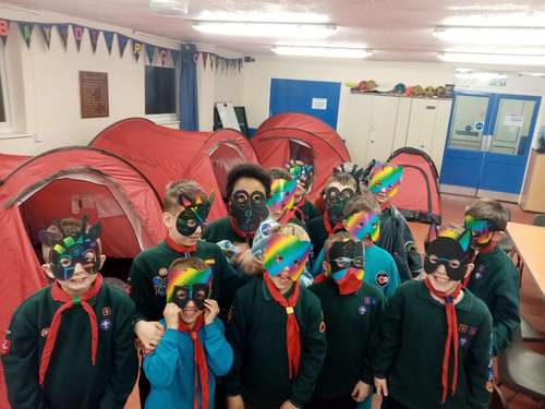 Cubs in masks